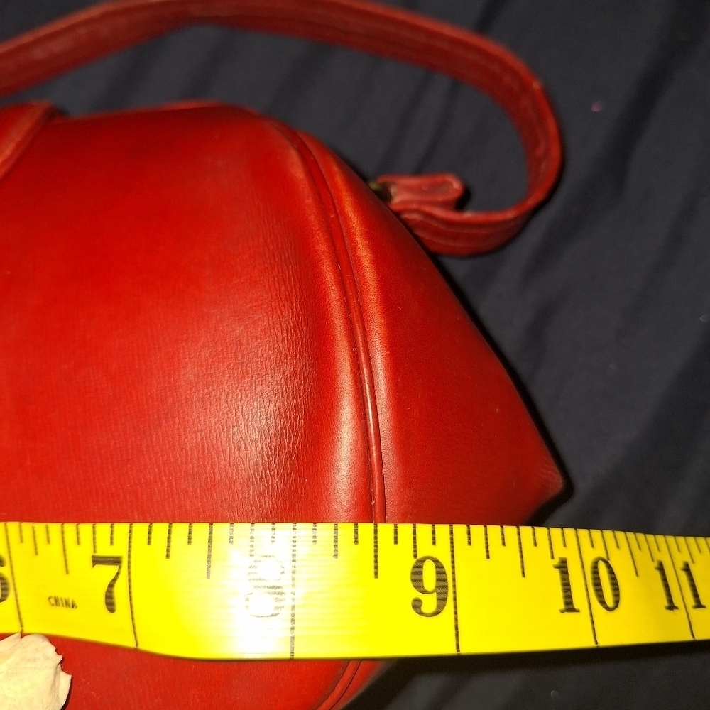 Vintage Red Leather Handbag Snap Closure Medium - Picture 7 of 8